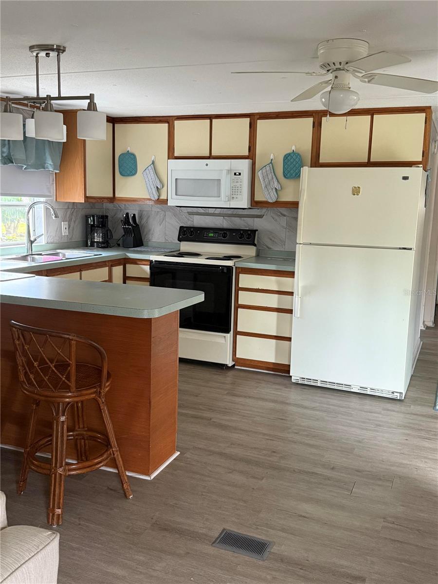 1478 SANDERLING DRIVE