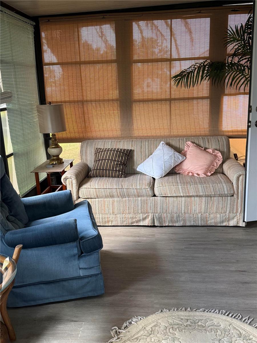 HOL MOB ESTATES 3RD ADD - Residential