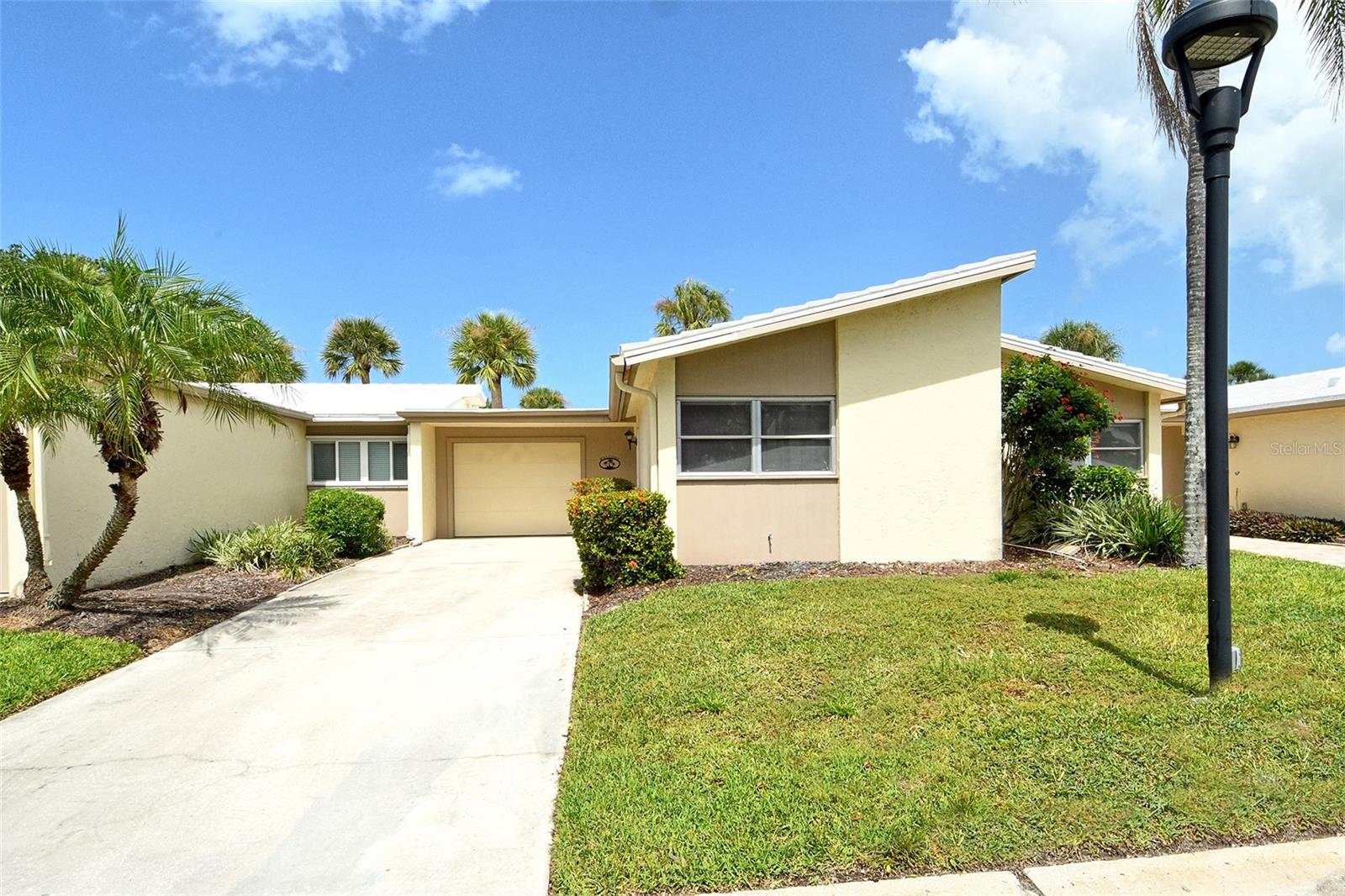 143 WHISPERING SANDS DRIVE V30