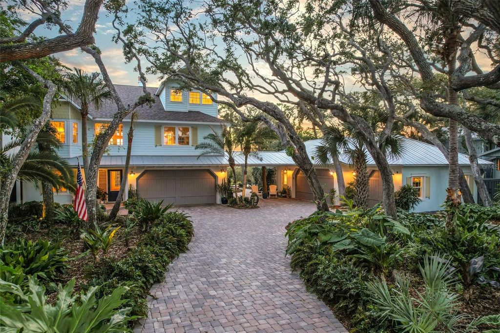 Photo of 1004 S Flagler Avenue, Flagler Beach, FL 32136 (MLS # FC318447)