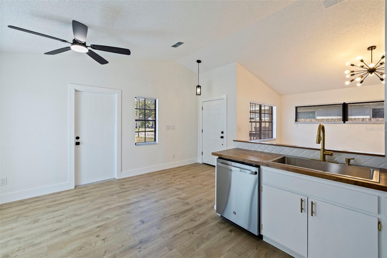 GRAND ARCADE - Residential