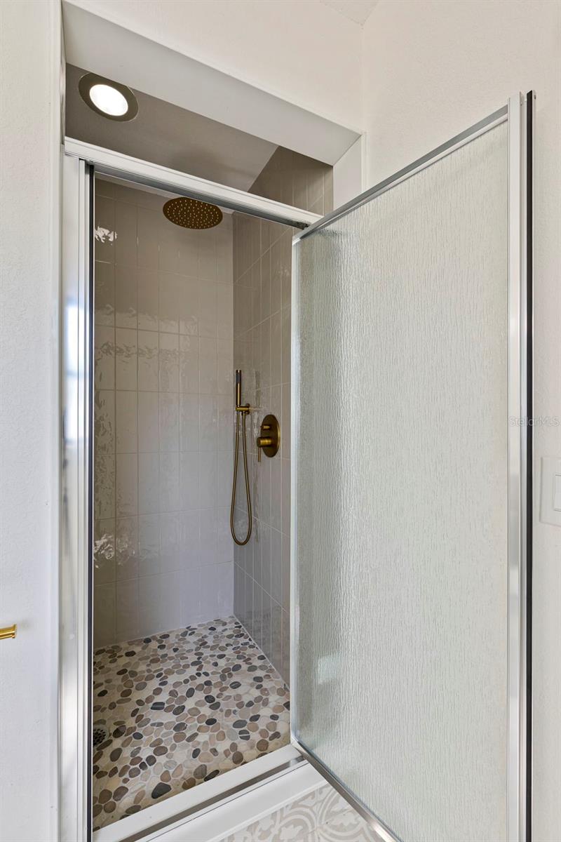 GRAND ARCADE - Residential