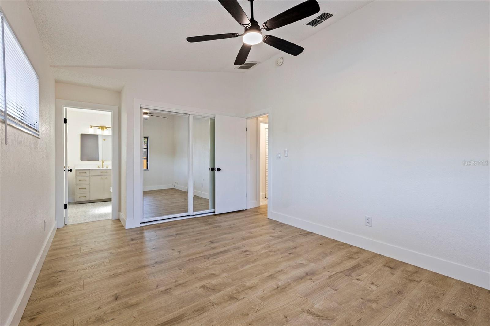 GRAND ARCADE - Residential