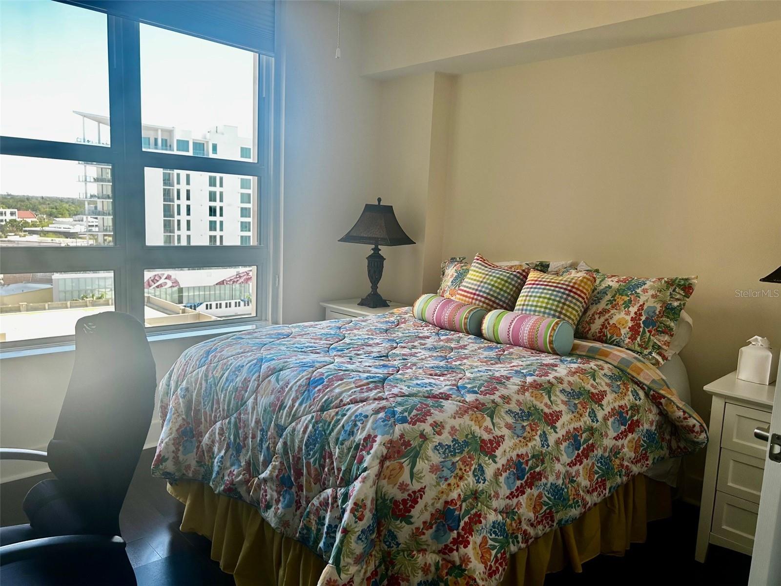 1350 MAIN RESIDENTIAL - Residential Lease