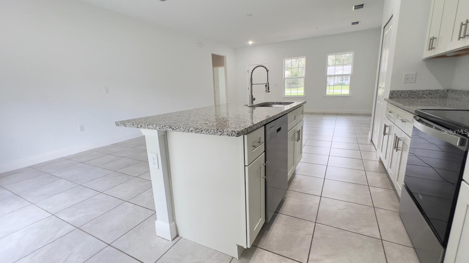 CITRUS SPGS UNIT 01 - Residential