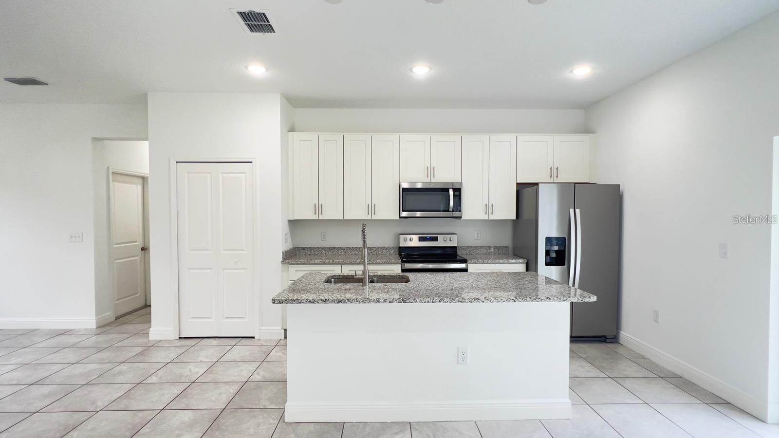 CITRUS SPGS UNIT 01 - Residential