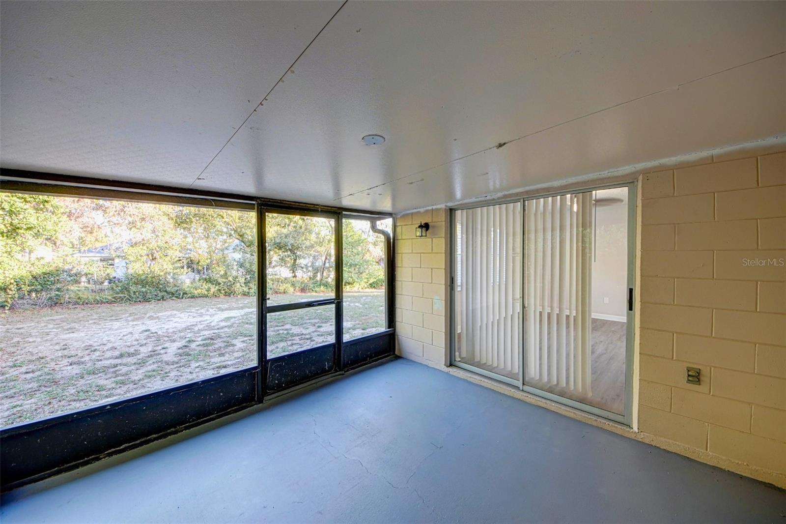 DELTONA LAKES UNIT 40 - Residential