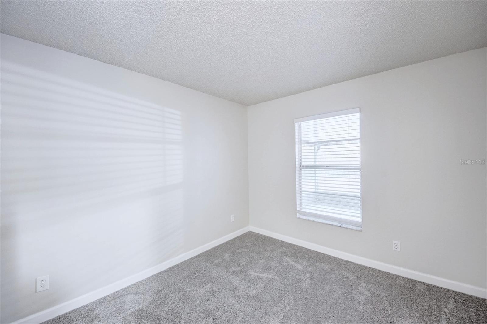 DELTONA LAKES UNIT 40 - Residential