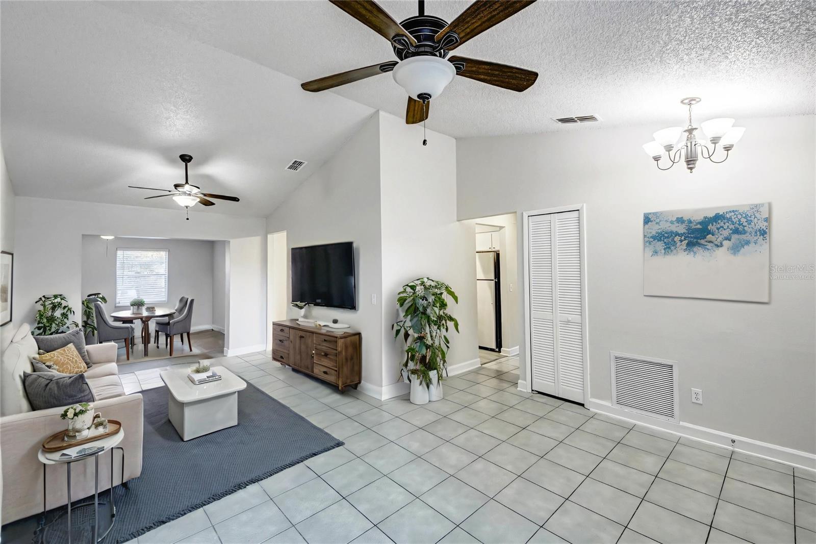 1431 QUINTARA AVENUE