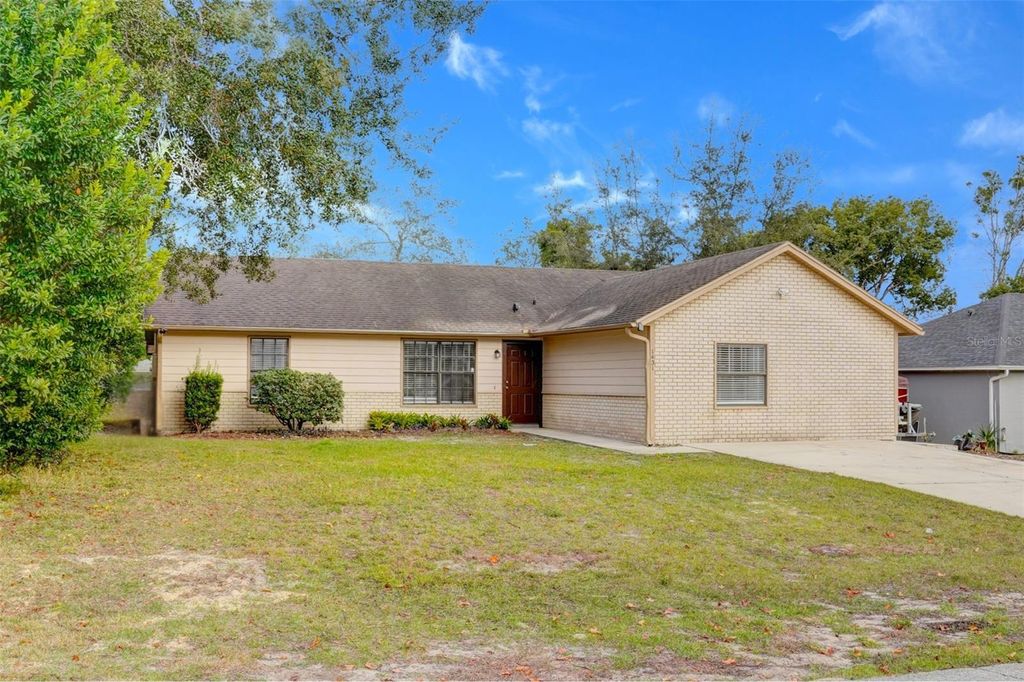 Photo of 1431 Quintara Avenue, Deltona, FL 32738 (MLS # O6372533)