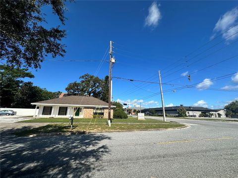 Tiny photo for 820 E Orange Ave, Eustis, FL 32726 (MLS # O6337087)
