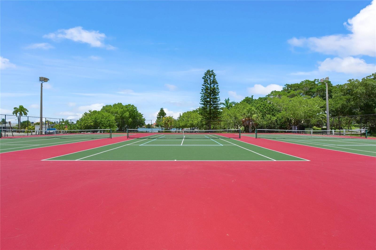 BAY PALMS ADD - Residential