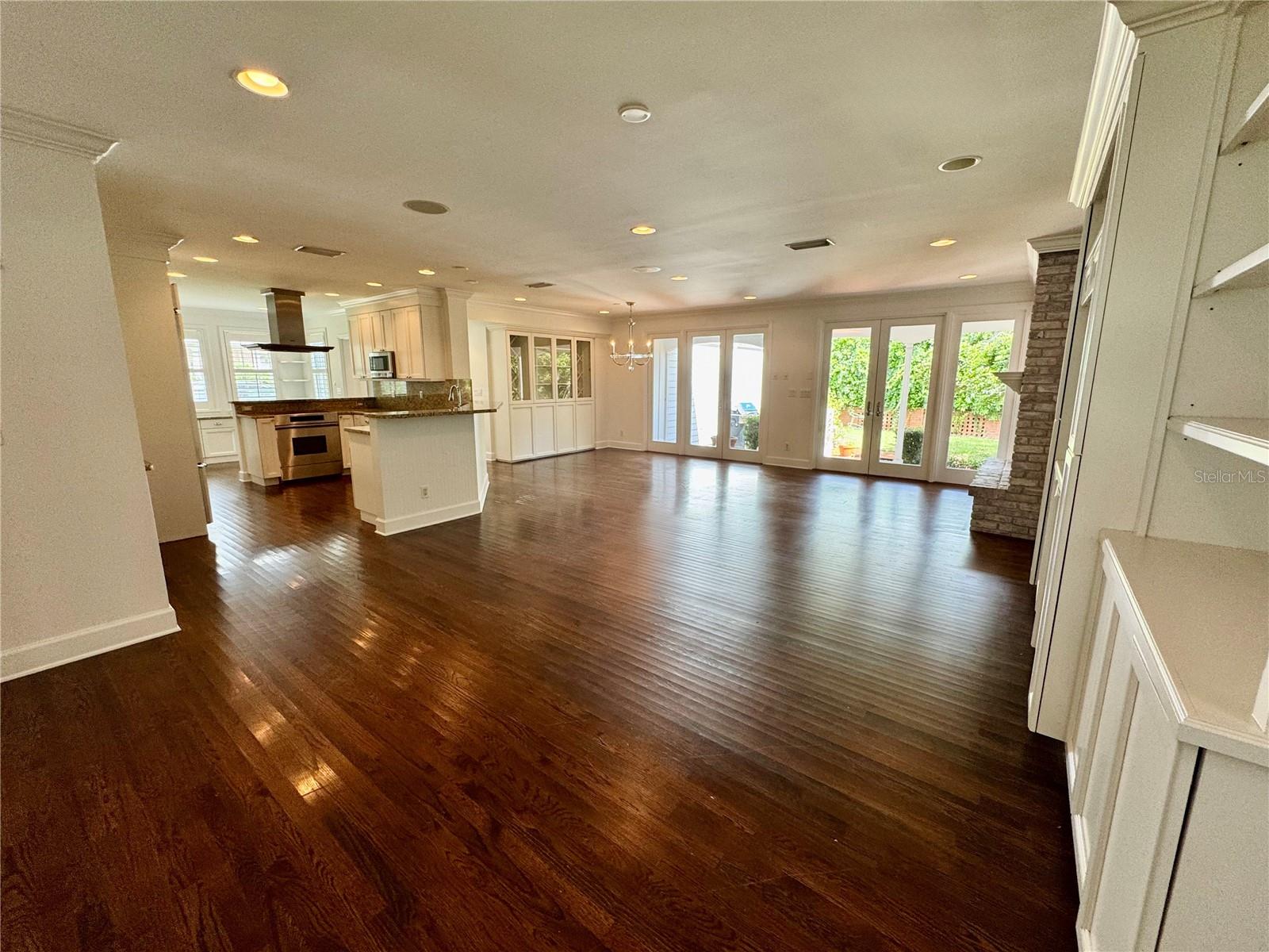 GOLF VIEW PARK 11 PAGE 72 - Residential Lease