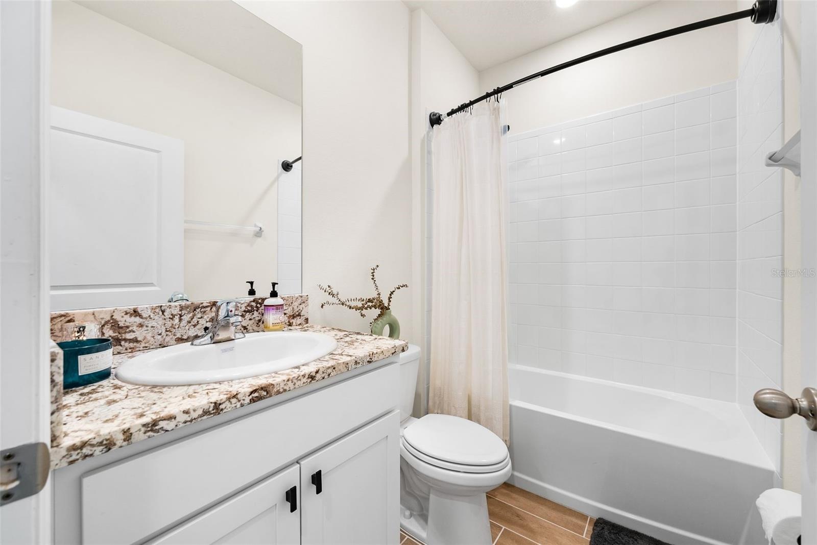 ARBOR GREENS PH 2 UNIT 4A PB 37 PG 60 - Residential