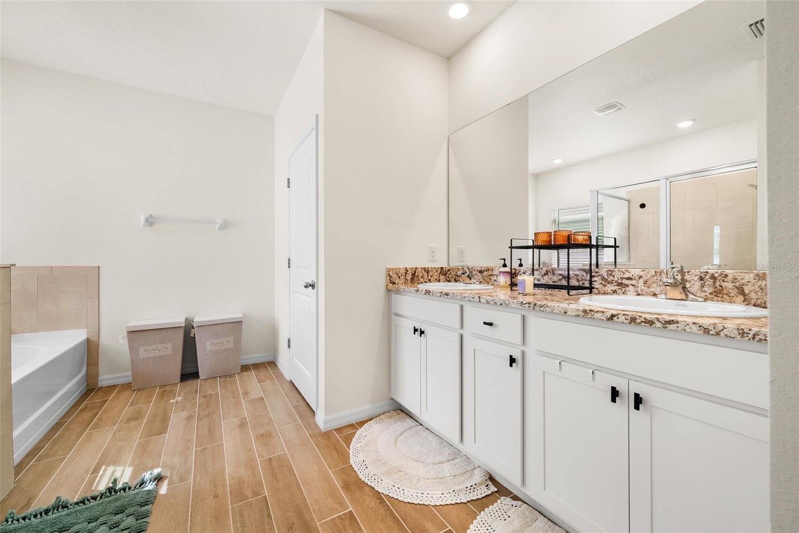 ARBOR GREENS PH 2 UNIT 4A PB 37 PG 60 - Residential