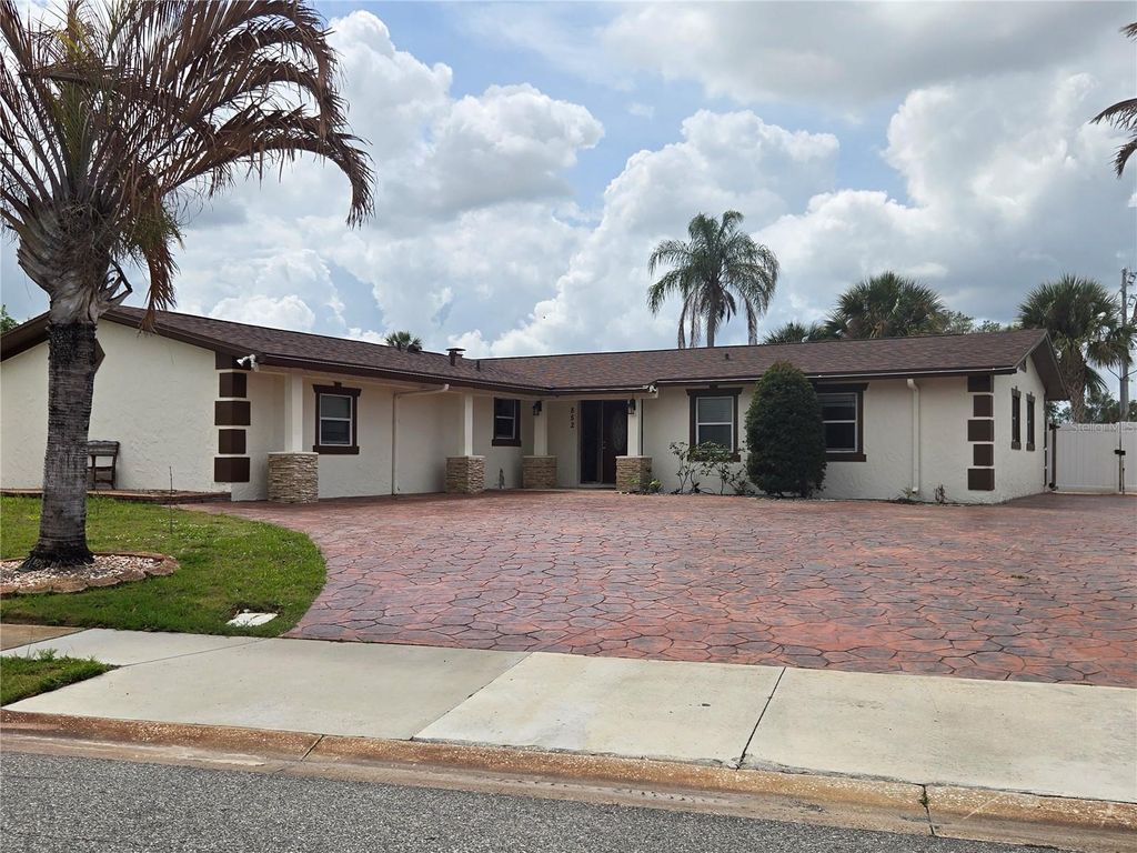 Photo of 852 Ibsen Avenue, Orlando, FL 32809 (MLS # O6395040)