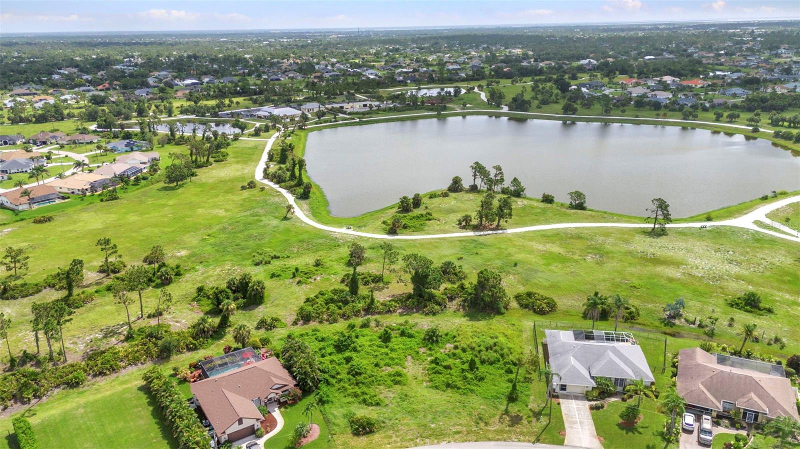 ROTONDA WEST BROADMOOR - Land