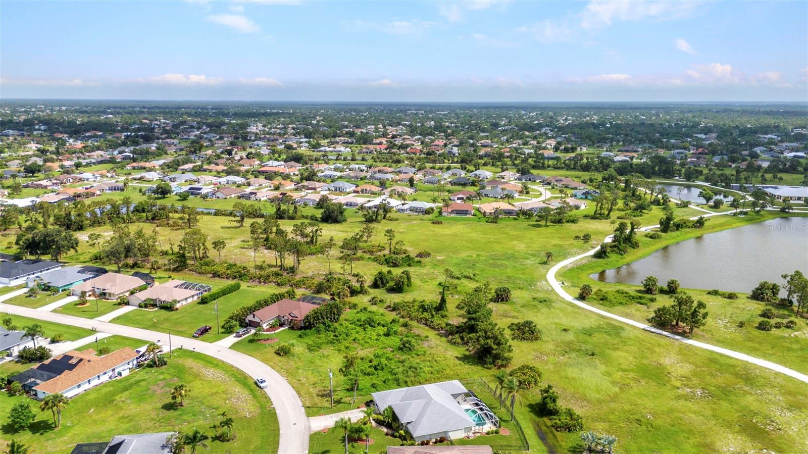 ROTONDA WEST BROADMOOR - Land