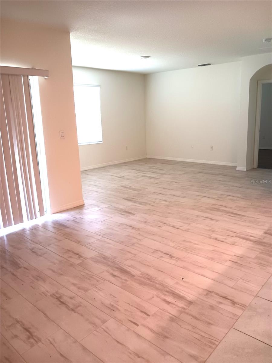 EDEN HILLS - Residential Lease