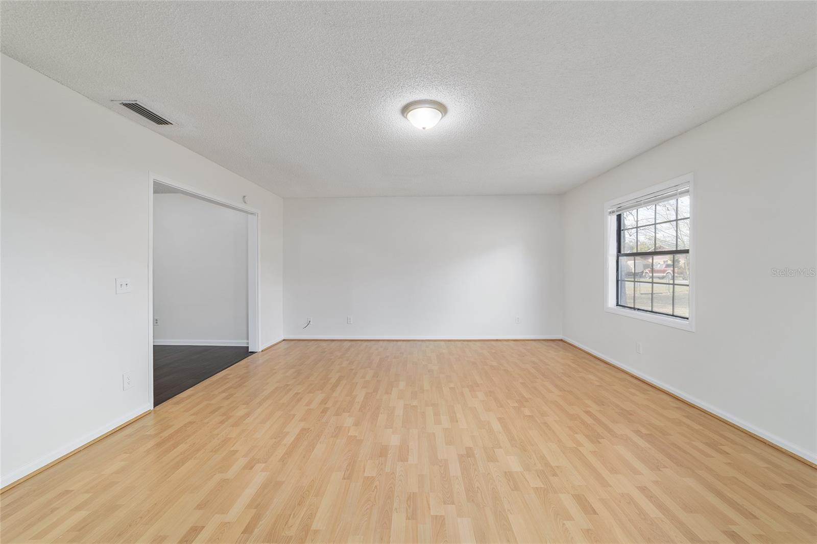 STONE HILL - Residential