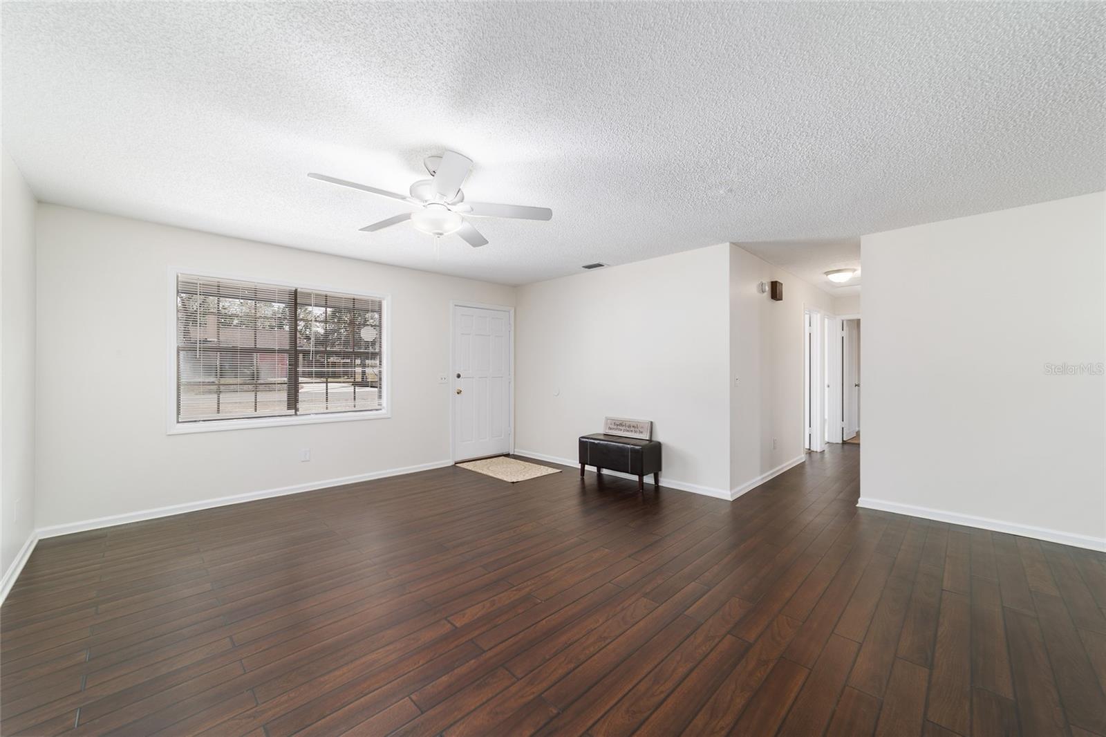 STONE HILL - Residential