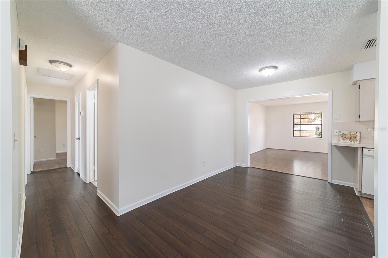 STONE HILL - Residential