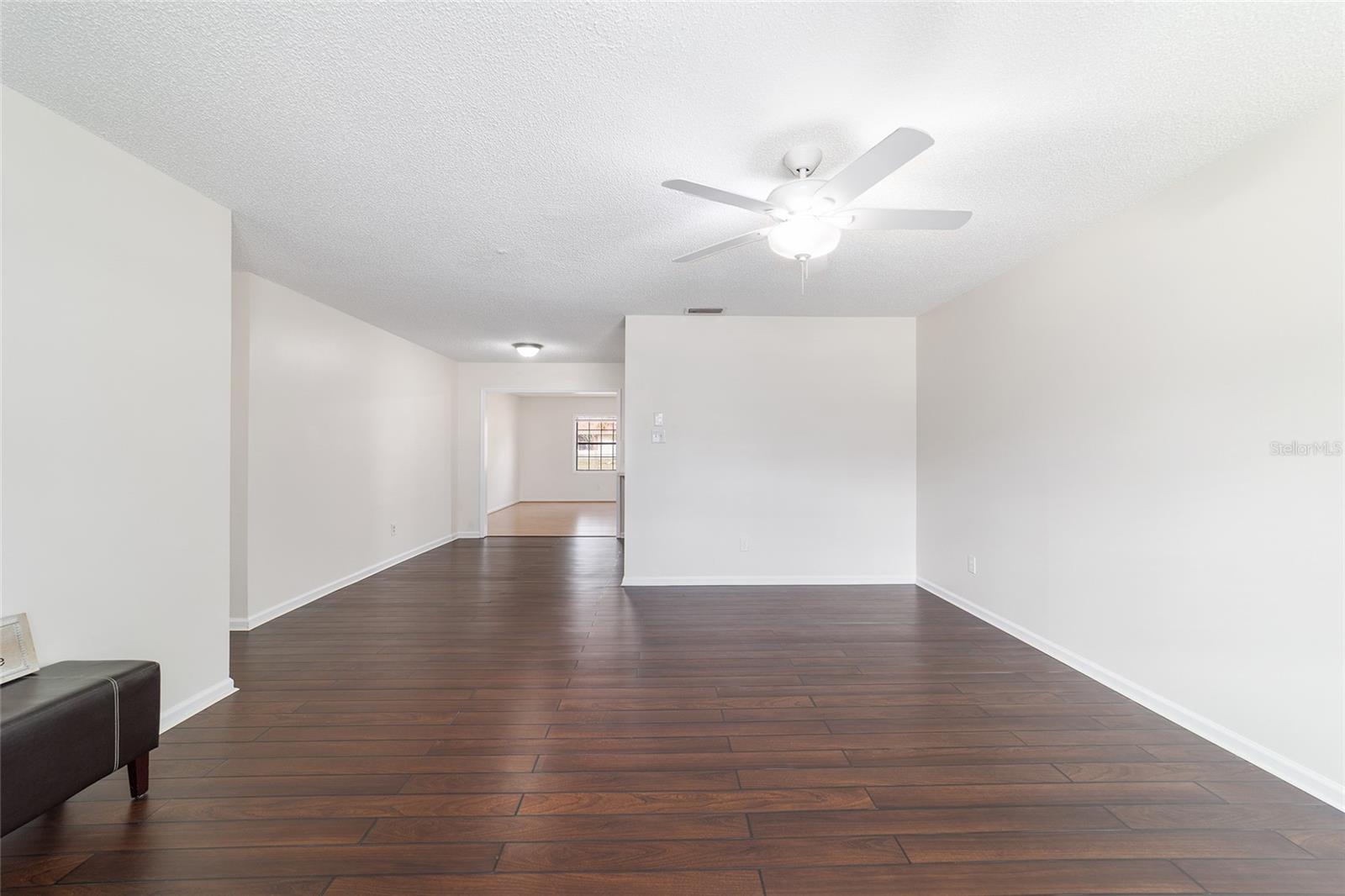 STONE HILL - Residential