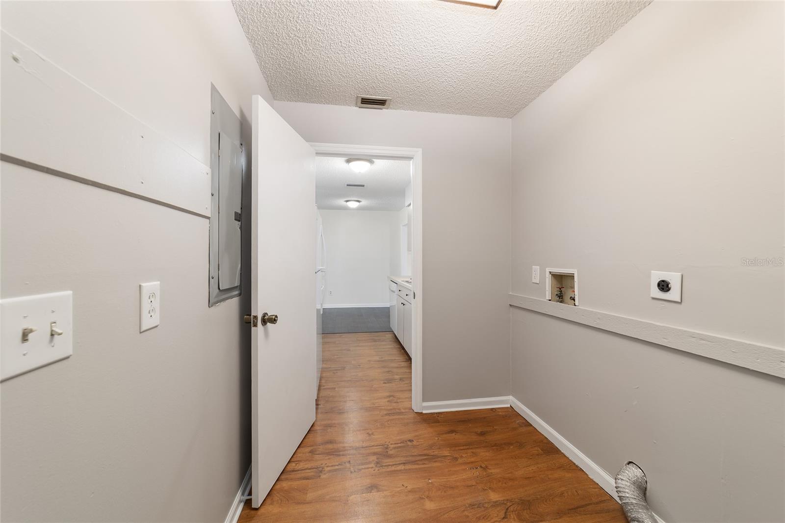 STONE HILL - Residential