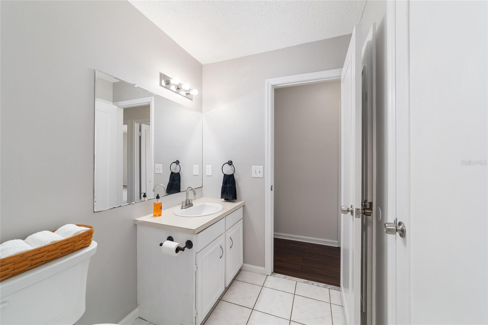 STONE HILL - Residential