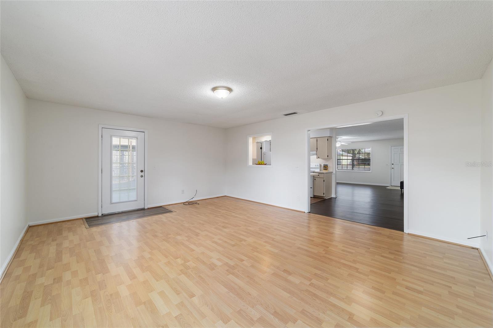 STONE HILL - Residential