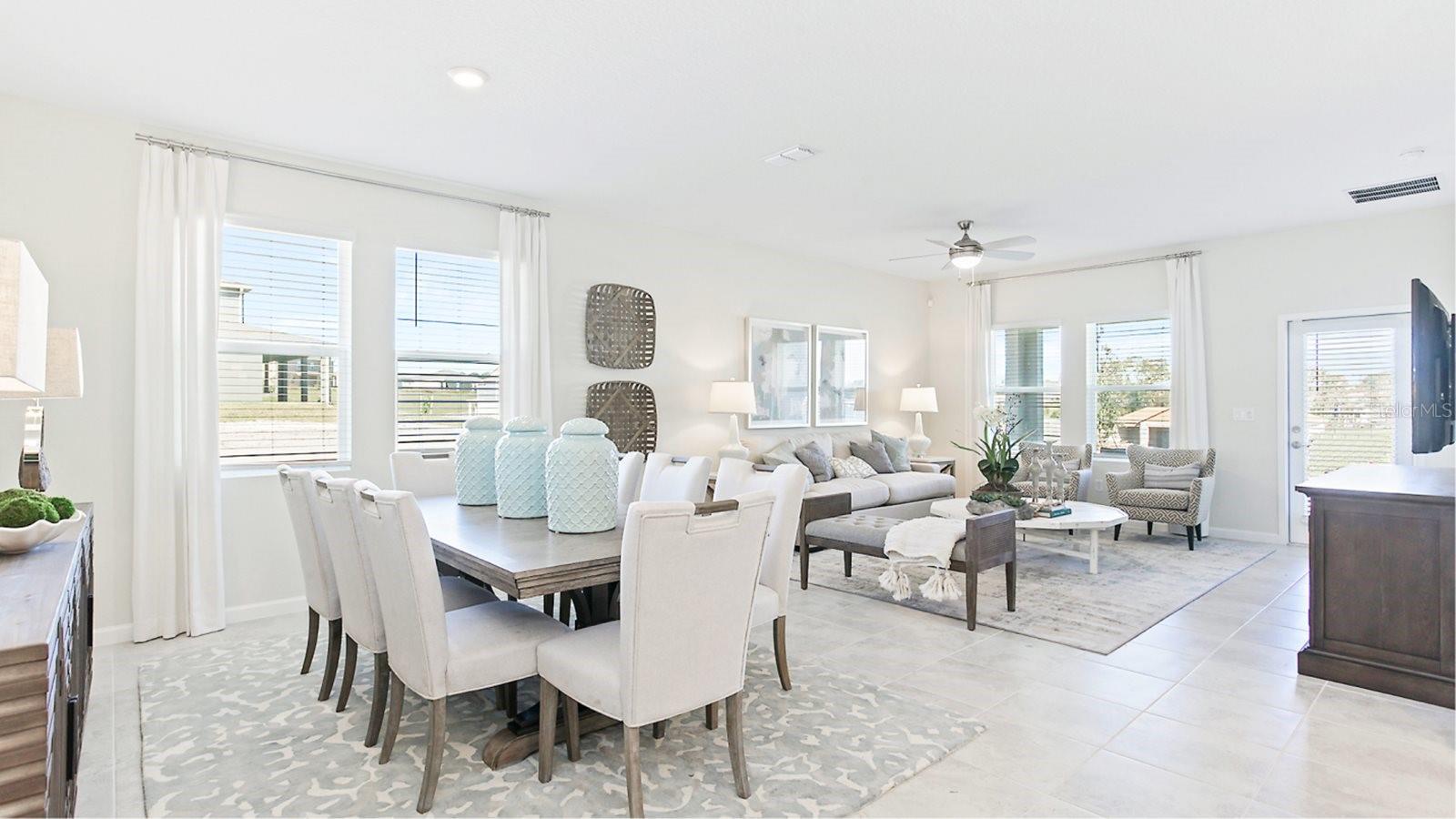 CHAMPIONS POINTE 50S - Residential