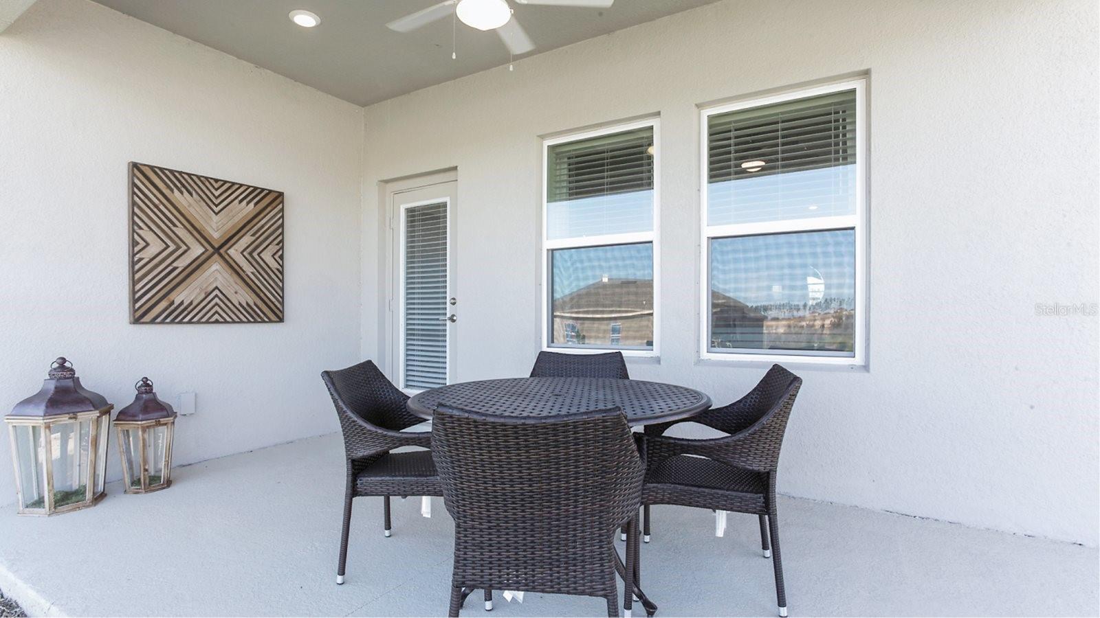 CHAMPIONS POINTE 50S - Residential