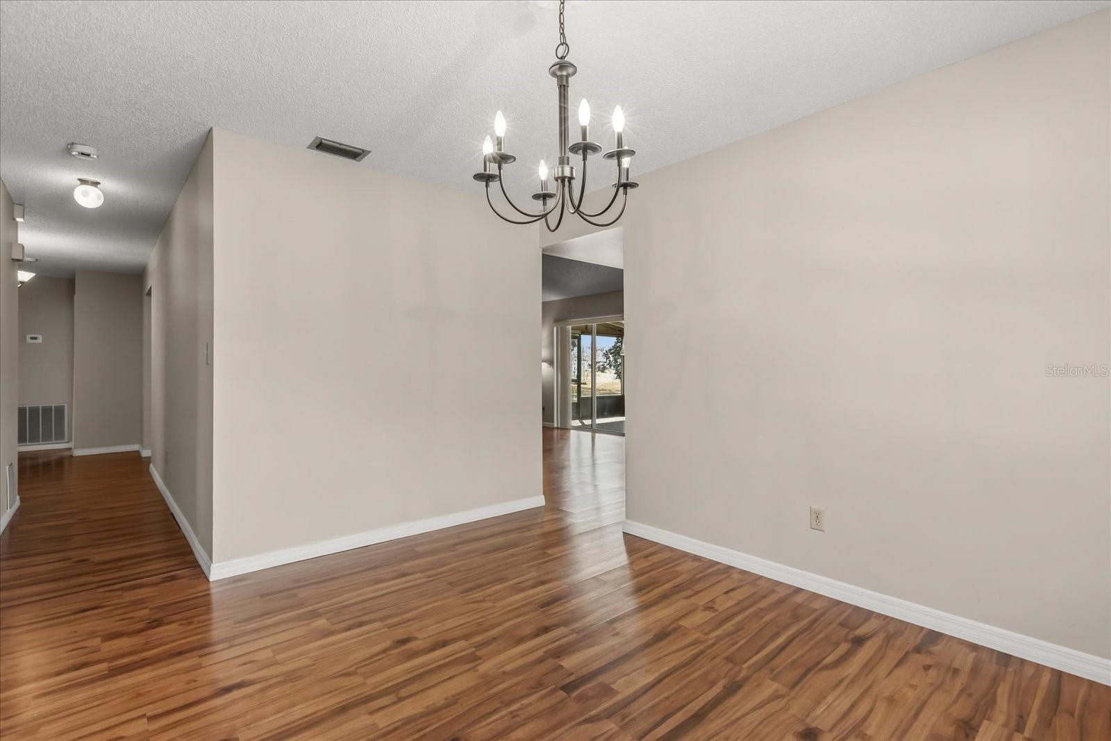 ROYAL OAK GOLF & COUNTRY CLUB SEC 07 - Residential