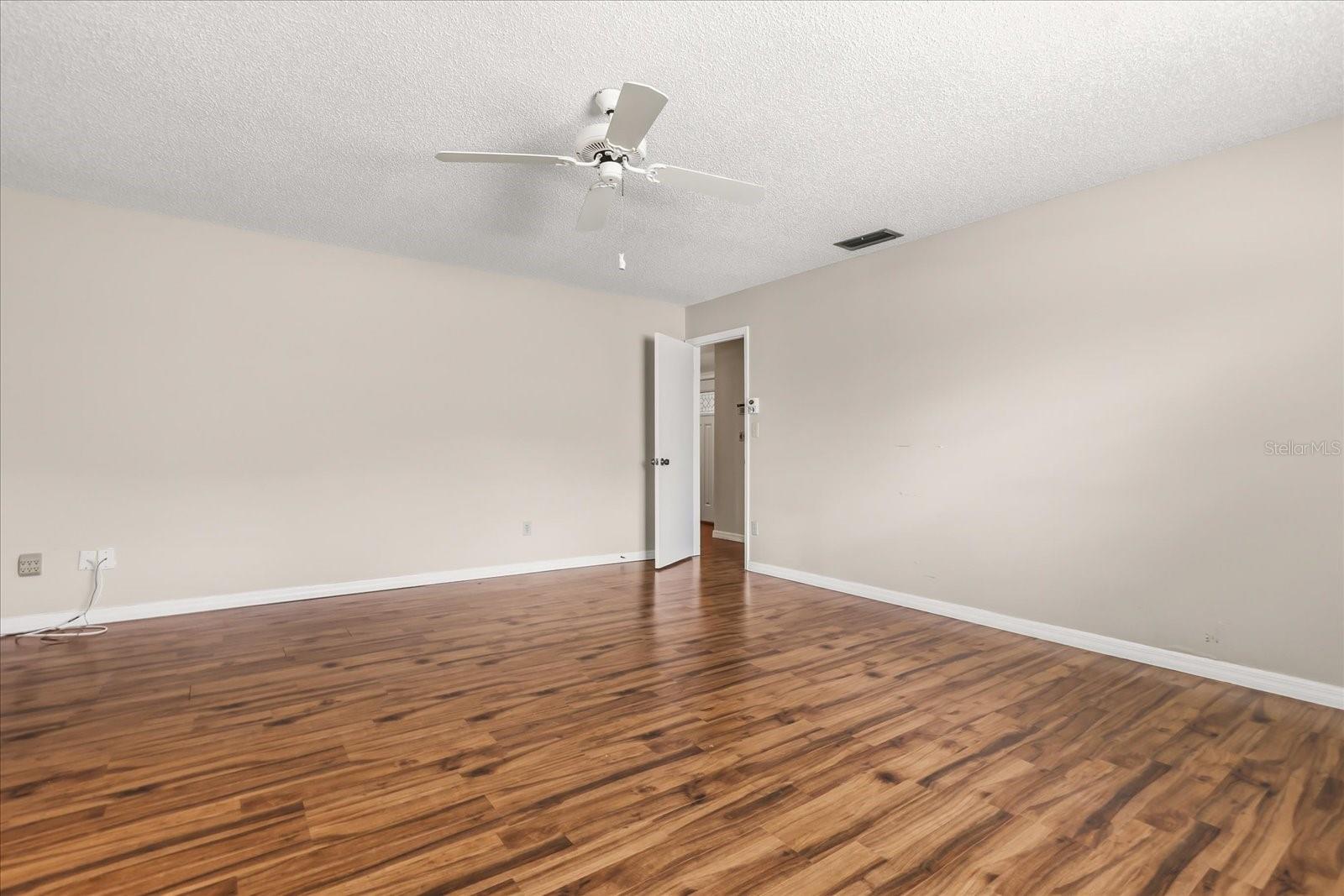 ROYAL OAK GOLF & COUNTRY CLUB SEC 07 - Residential