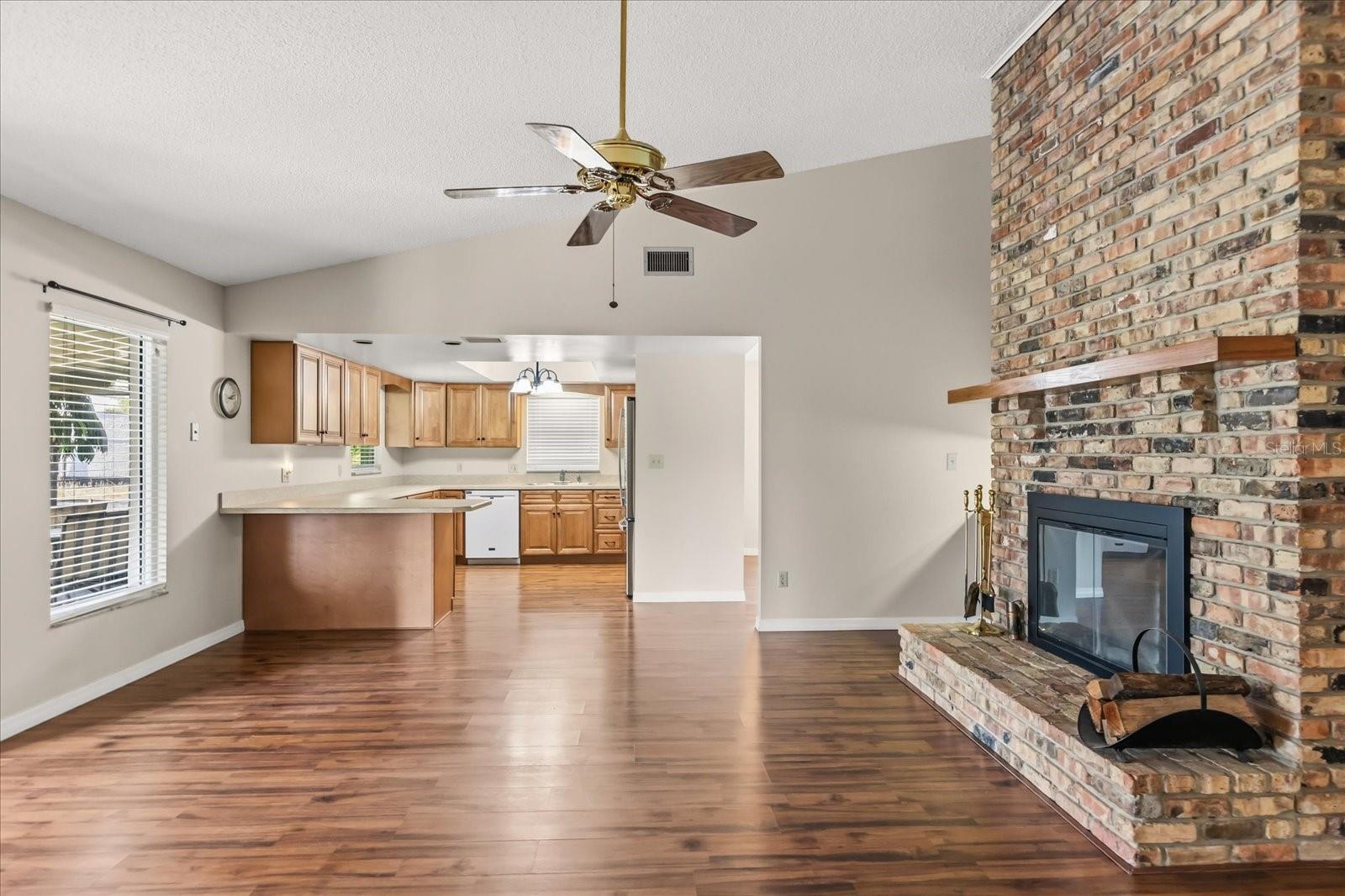 ROYAL OAK GOLF & COUNTRY CLUB SEC 07 - Residential