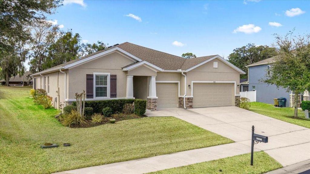 Photo of 5608 SW 50th Court, Ocala, FL 34474 (MLS # OM717473)