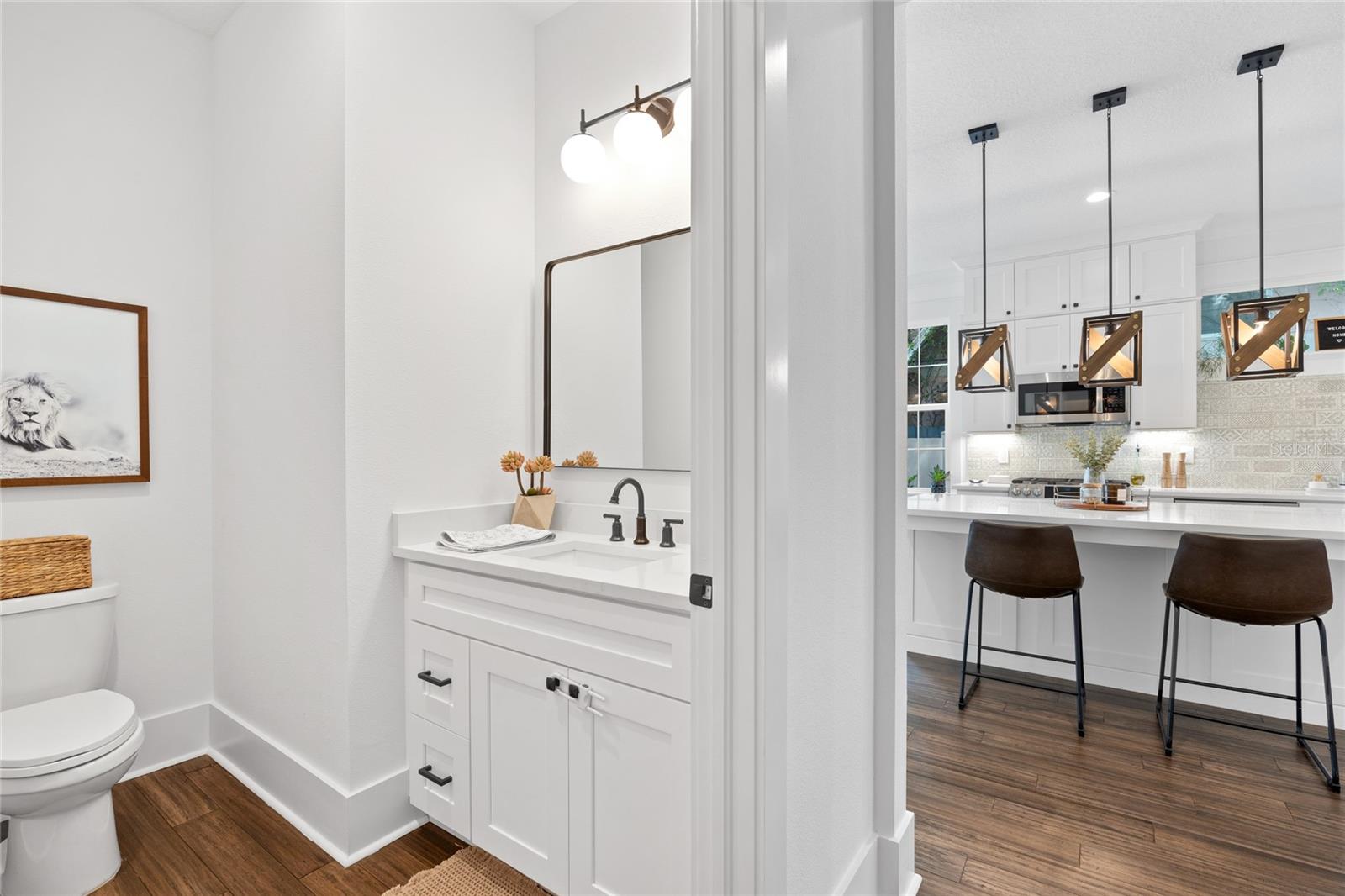 SUBURB ROYAL - Residential