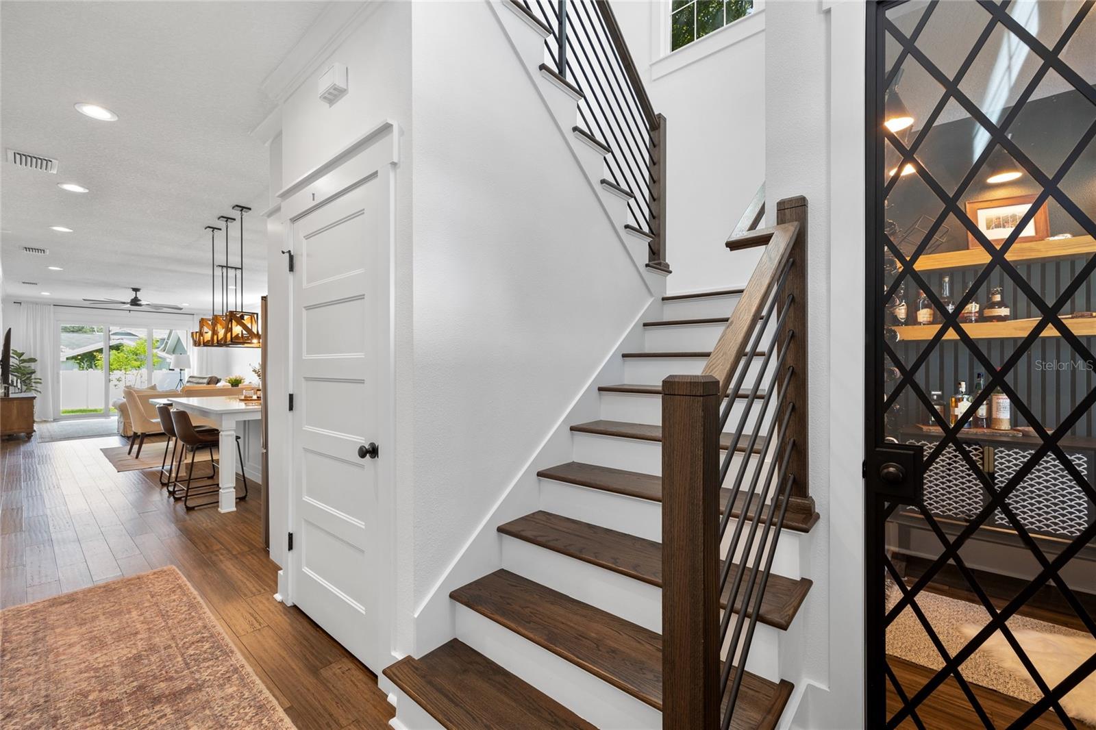 SUBURB ROYAL - Residential