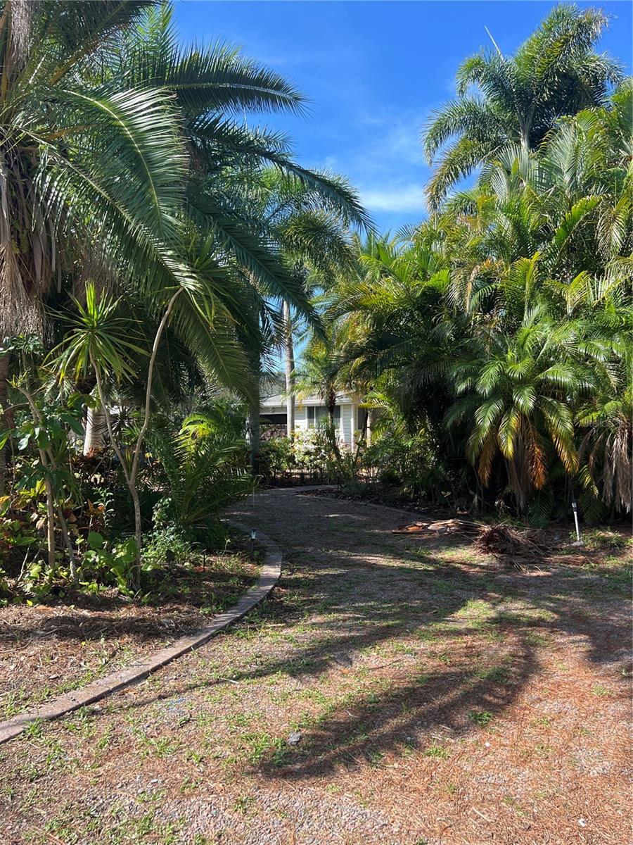 715 RIVERSIDE DRIVE