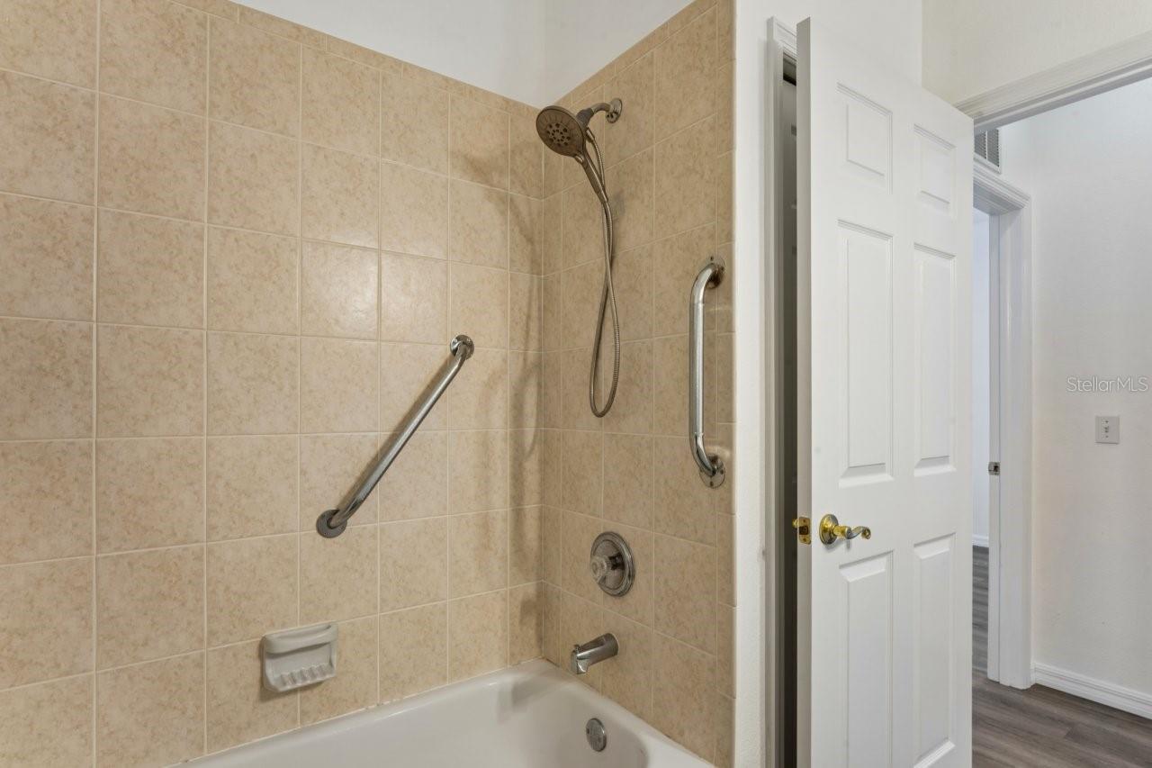SILVERTHORN PH 3 - Residential