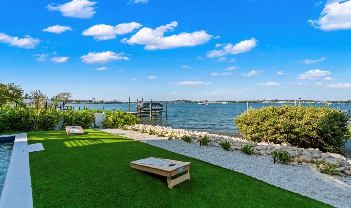 CORTEZ BEACH - Residential