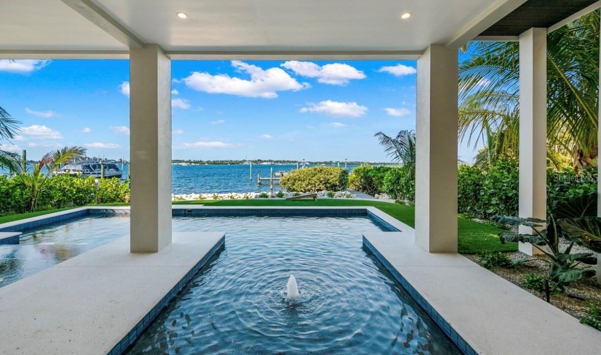 CORTEZ BEACH - Residential