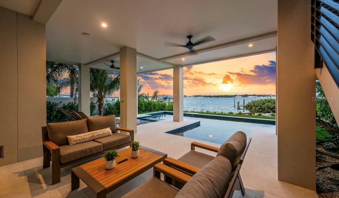 CORTEZ BEACH - Residential