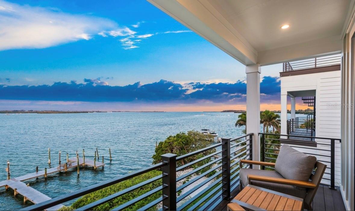 CORTEZ BEACH - Residential