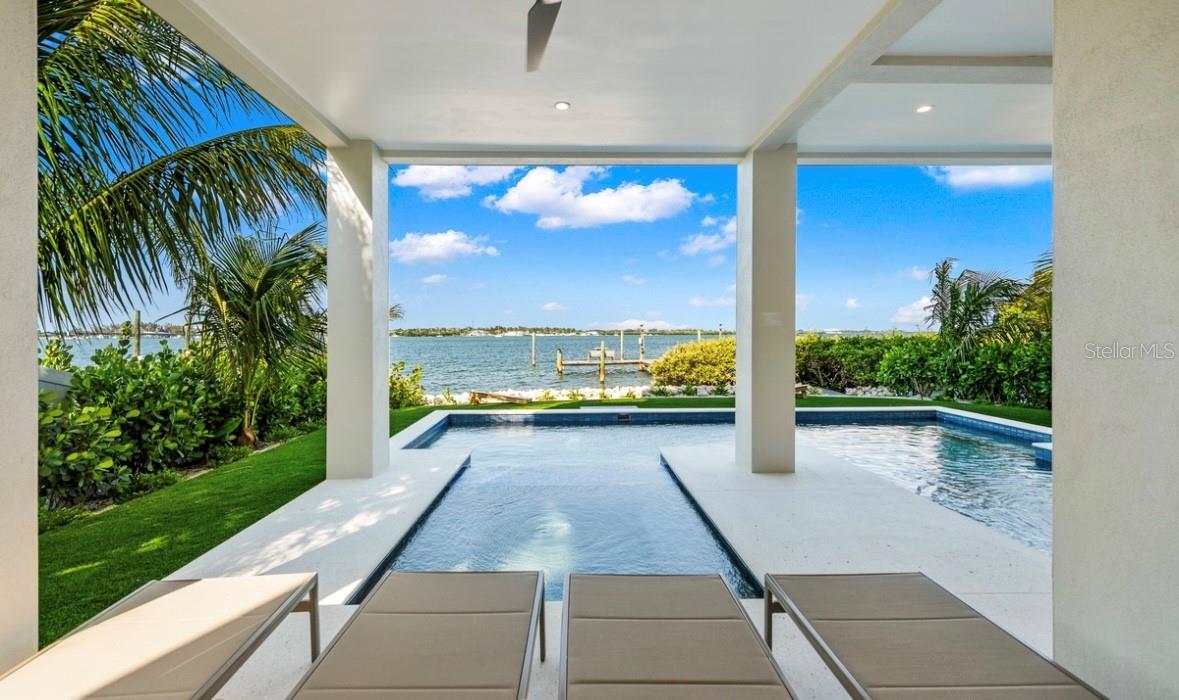 CORTEZ BEACH - Residential