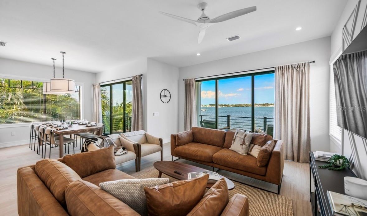 CORTEZ BEACH - Residential