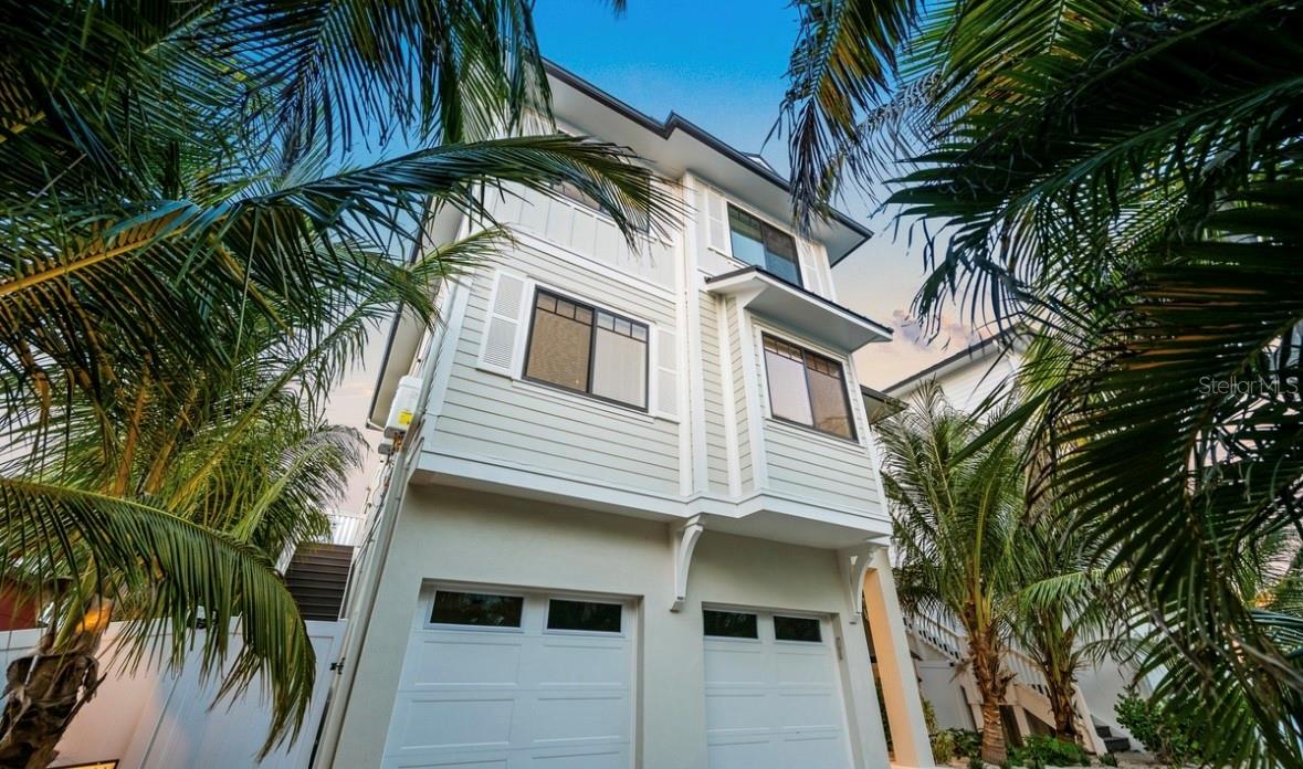 CORTEZ BEACH - Residential