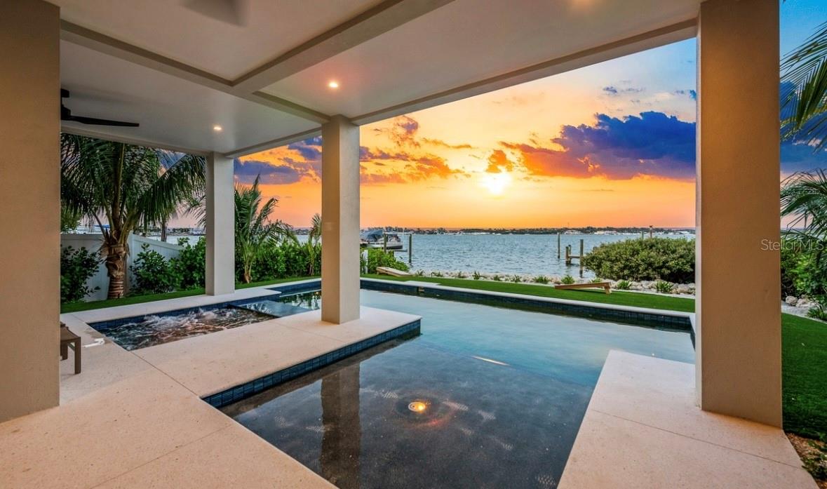 CORTEZ BEACH - Residential