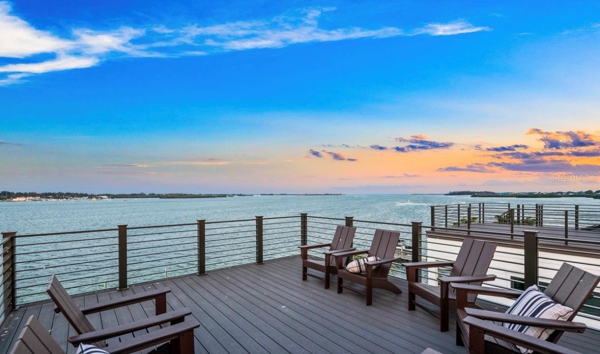 CORTEZ BEACH - Residential