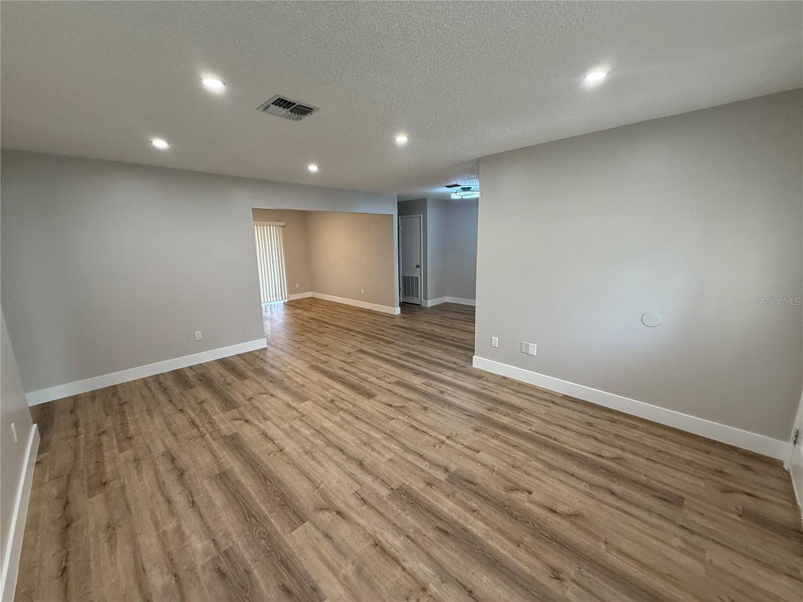 BENT TREE UNIT 1 - Residential Lease